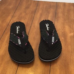 Skechers Flip-flops NWOT